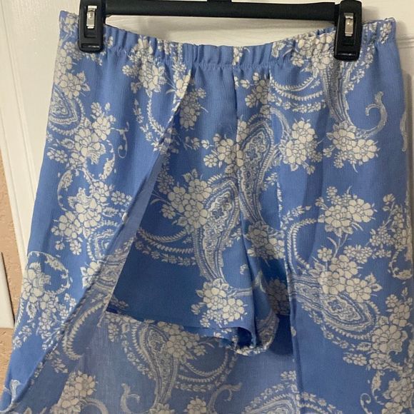 2 piece outfit , skort and off shoulder top - Picture 6 of 7